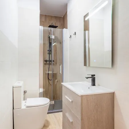 Apartment Modern Flat By Mercado In Ciutat Vella
